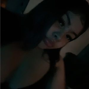 Meet your Posher, Alina